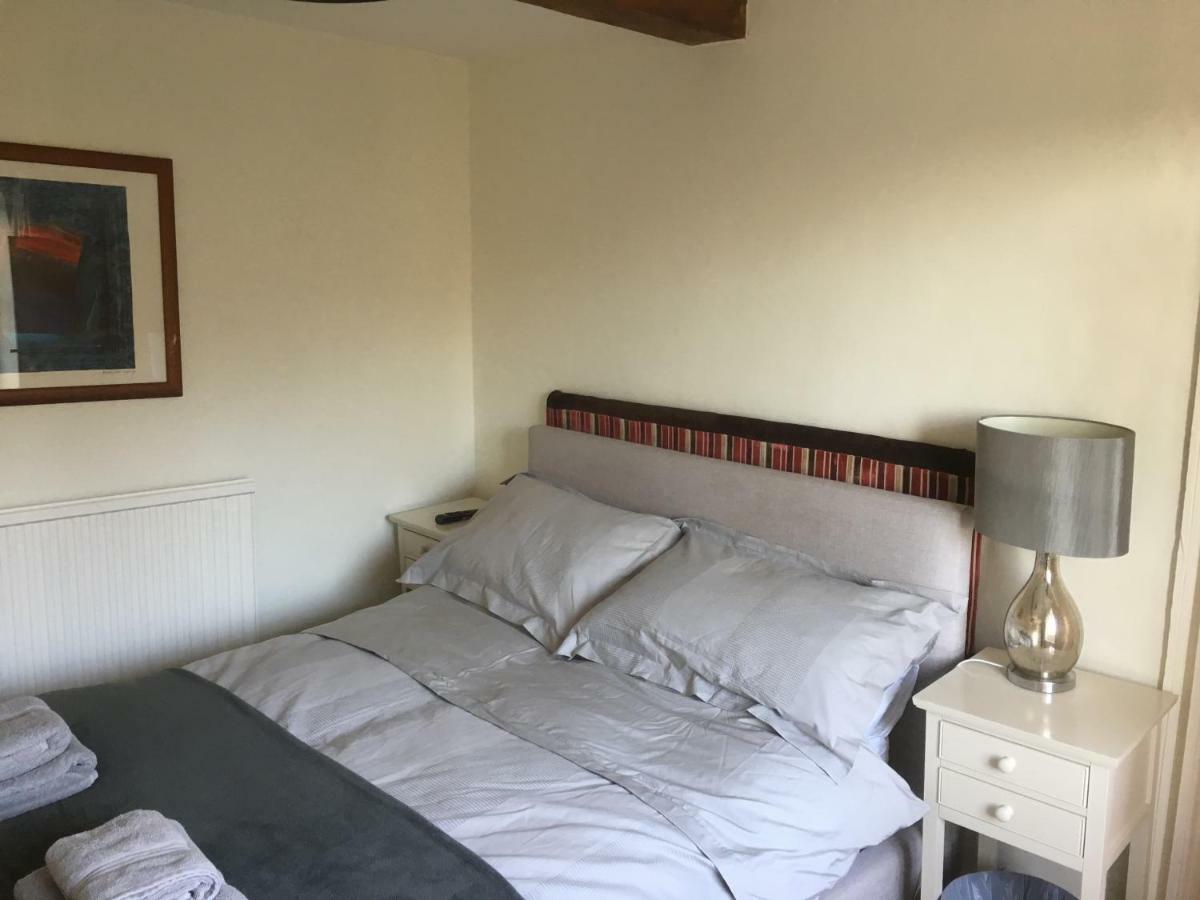 Bed and Breakfast Bartholomew Arms à Maidford Chambre photo